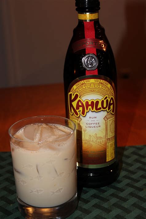 Kahlua drinks - 1.5 parts Kahlúa. 0.5 parts Absolut Mandrin. 1 part Half And Half. 0.5 parts Pumpkin Spice Syrup (We Recommend Monin) 1 Pinch Grated Nutmeg. Ice Cubes. 45 ml Kahlúa. 15 ml Absolut Mandrin. 30 ml Half And Half.